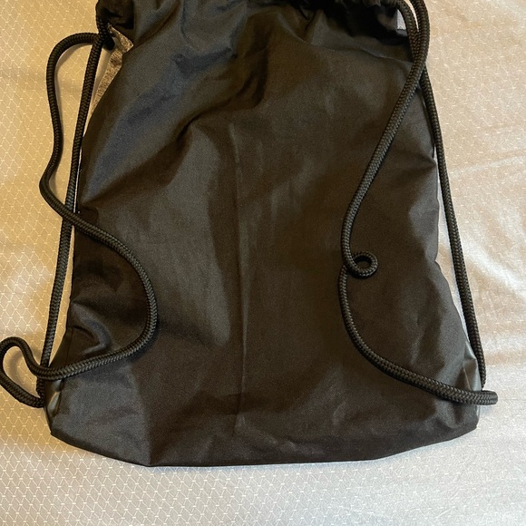 Adidas string bag - Picture 2 of 2